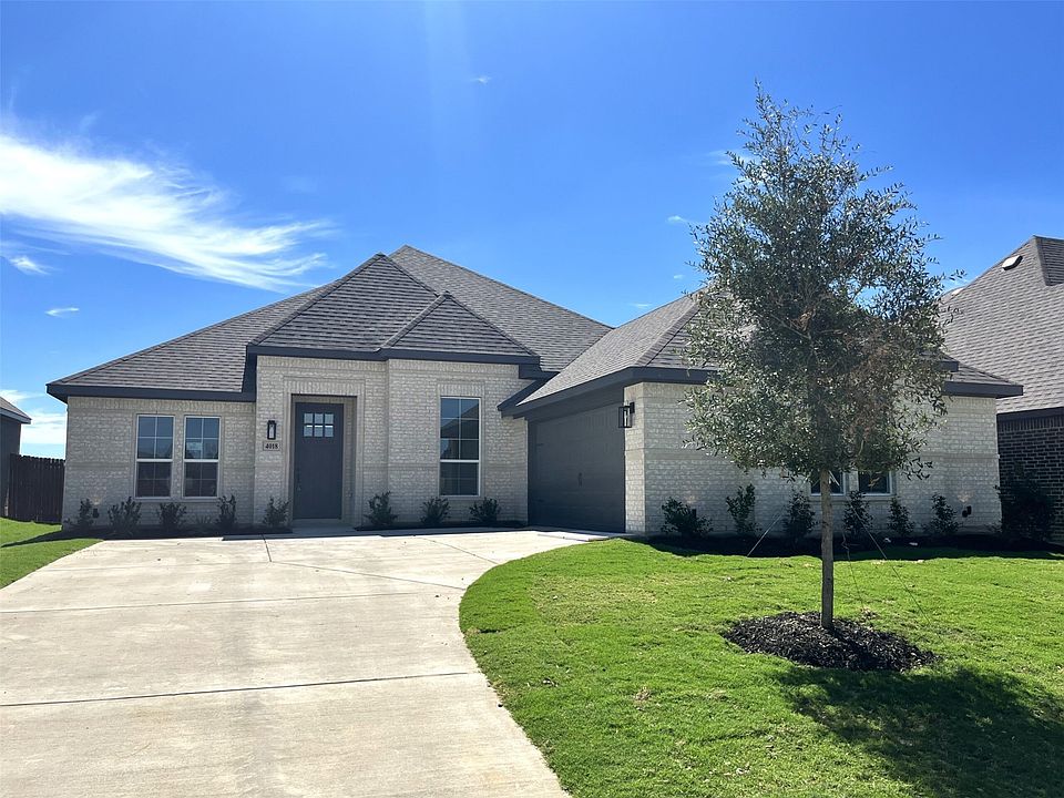 1st image of 4018 Foot Hills Dr