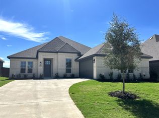 4018 Foot Hills Dr, Midlothian, TX 76108