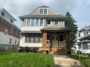 2061 S 77th St, West Allis, WI 53219