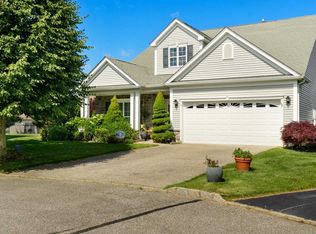 5 Machias Ct, Mount Sinai, NY 11766