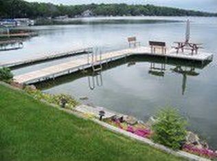 2228 Colladay Point Dr, Stoughton, WI 53589