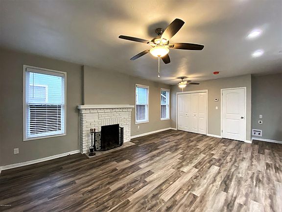 4th image of 2818 Herschel St #1