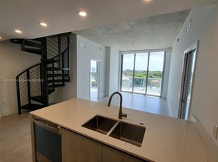 13800 Highland Dr #PENTHOUSE 2, North Miami Beach, FL 33181