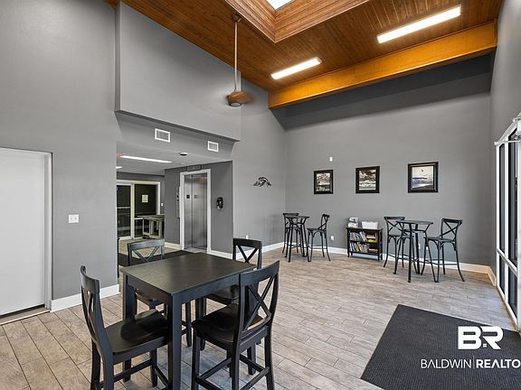 4th image of 949 W Beach Blvd A-apt 4R-2503