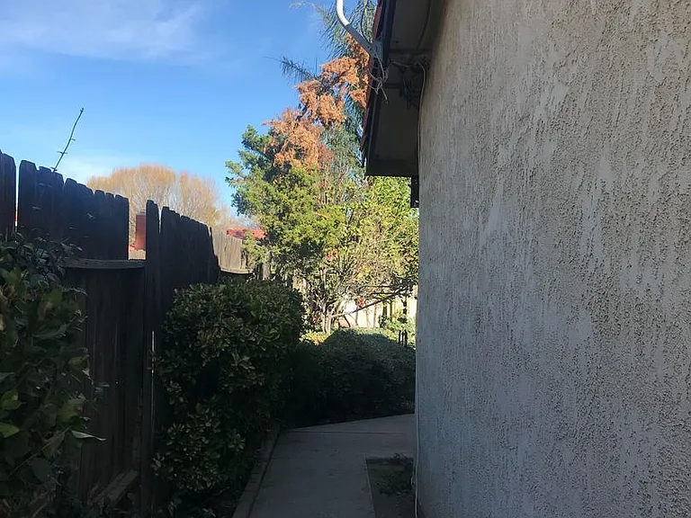 1855 Topeka Way — Photo 21
