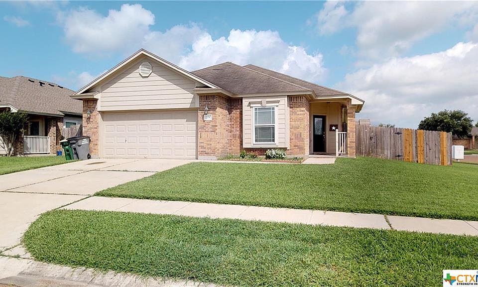 1st image of 208 Sequoia Dr