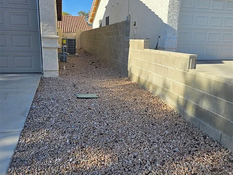 8641 Toscana Ln — Photo 2