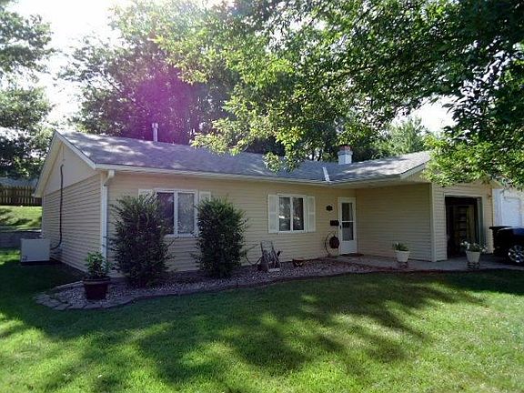 2nd image of 2403 Kuhlmann Ave