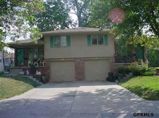 4215 Drexel St, Omaha, NE 68107