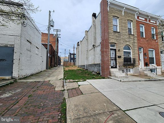 4th image of 700 N Collington Ave