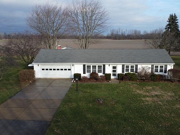 4th image of 146 Thomas Dr