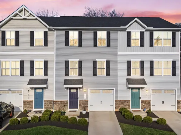 9862 Dunlap Dr, Cincinnati, OH 45251