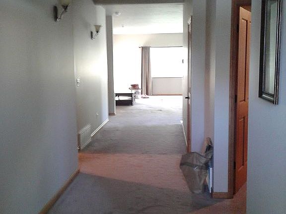 Hallway (extra wide)