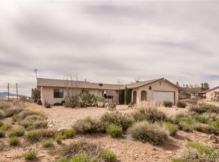 2238 E Buckhorn Bnd, Kingman, AZ 86409