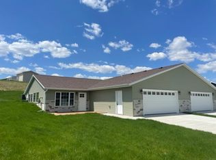 2409 Aspen Lane Rd, Decorah, IA 52101