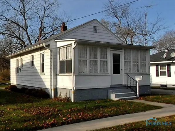 1756 Selkirk St, Toledo, OH 43605