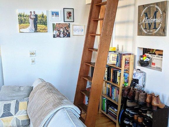 5th image of 1114 W Belmont Ave APT 6