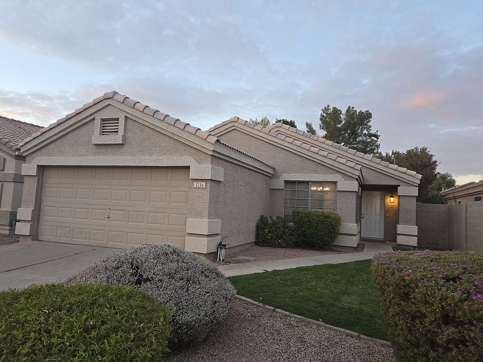 1st image of 1736 E Palomino Dr