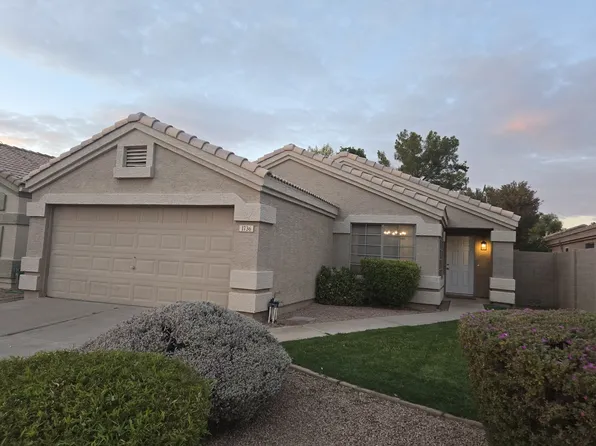 1736 E Palomino Dr, Gilbert, AZ 85296