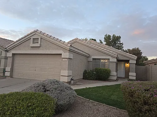 1736 E Palomino Dr Photo 1