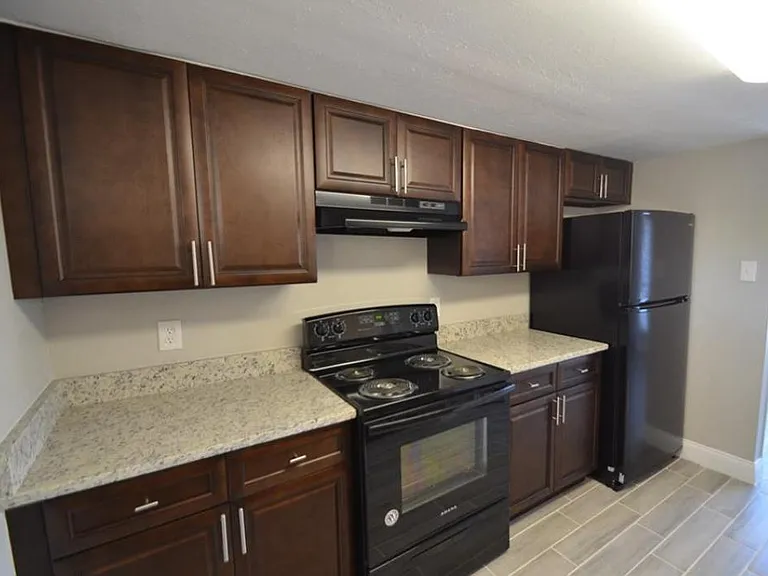 3922 Crayrich Cir #C — Photo 16