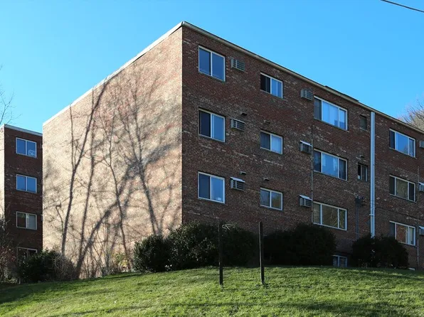 3338-3440 Hillside Ave