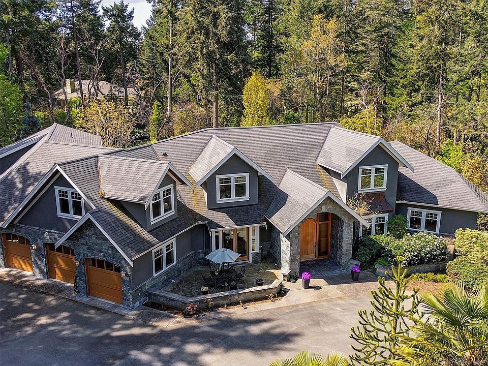 1st image of 2615 Queenswood Dr