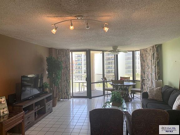 2nd image of 400 Padre Blvd #9062
