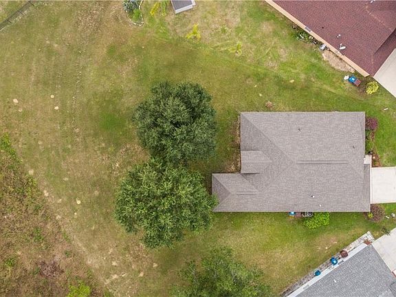 4th image of 209 China Berry Cir