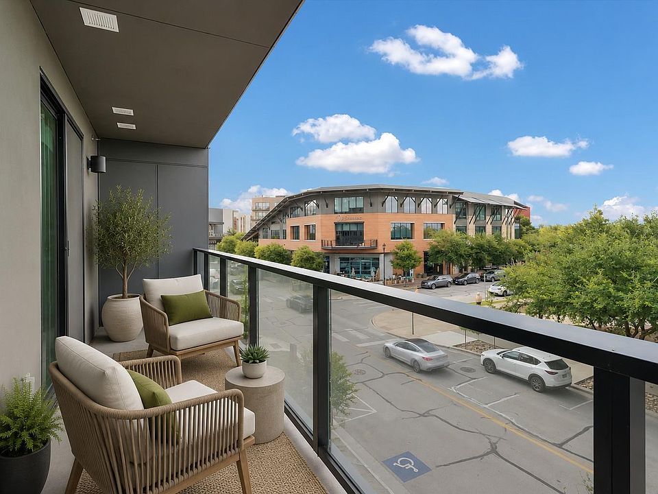 1st image of 1701 Simond Ave #226