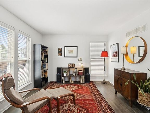 3rd image of 1741 Holly St