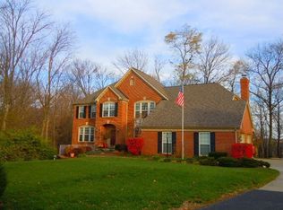 160 Feist Manor Dr, Cincinnati, OH 45238
