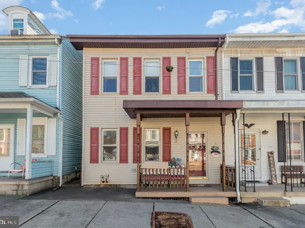 221 Market St, Halifax, PA 17032