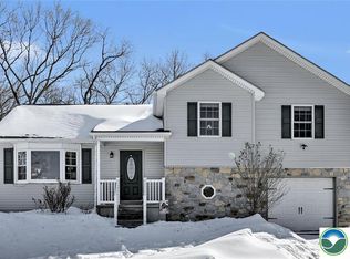 245 Dove Rd, Fredericksburg, PA 17026