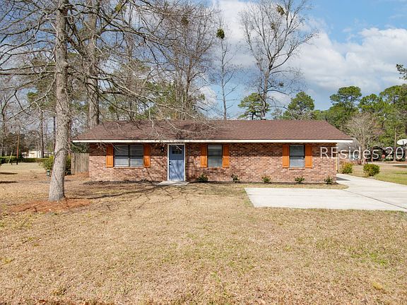 3rd image of 91 Forest Ave