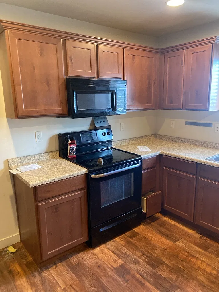 3 bed, 1311 sqft, $1,725 — Photo 2