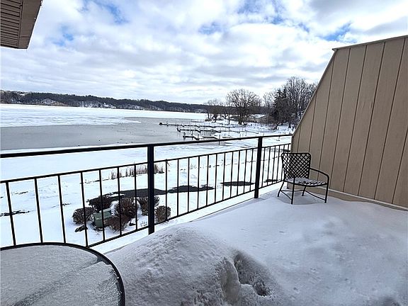 5th image of 355 Bay Village Dr