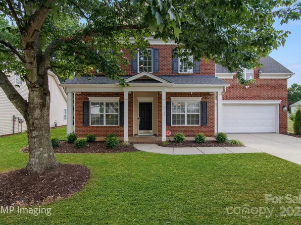 15137 Callow Forest Dr, Charlotte, NC 28273