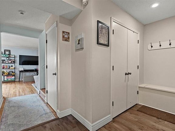 3rd image of 7815 W 61st Ter