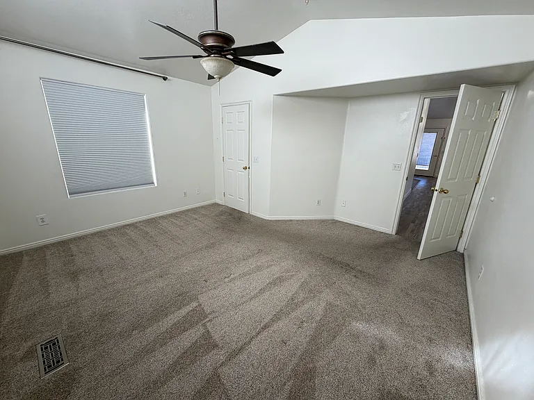 840 N Twin Lakes Dr #421 — Photo 10