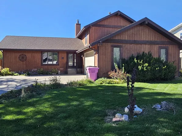1334 24th Ave, Sidney, NE 69162
