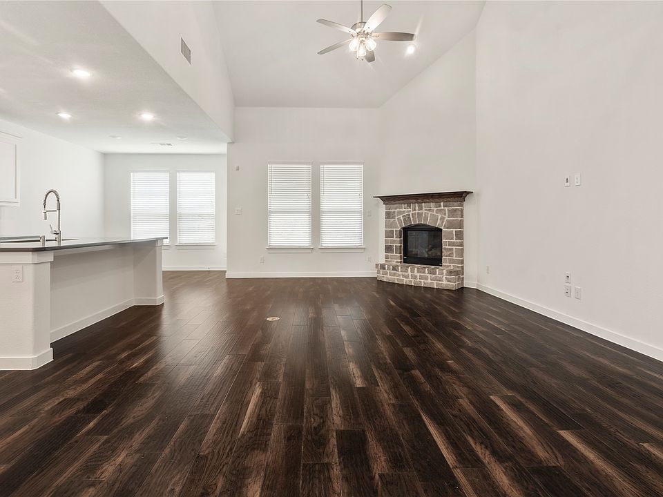 1st image of 1700 Homestead Way