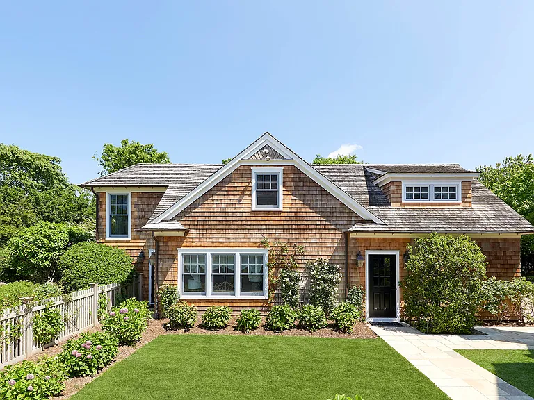 678 Halsey Ln — Photo 19