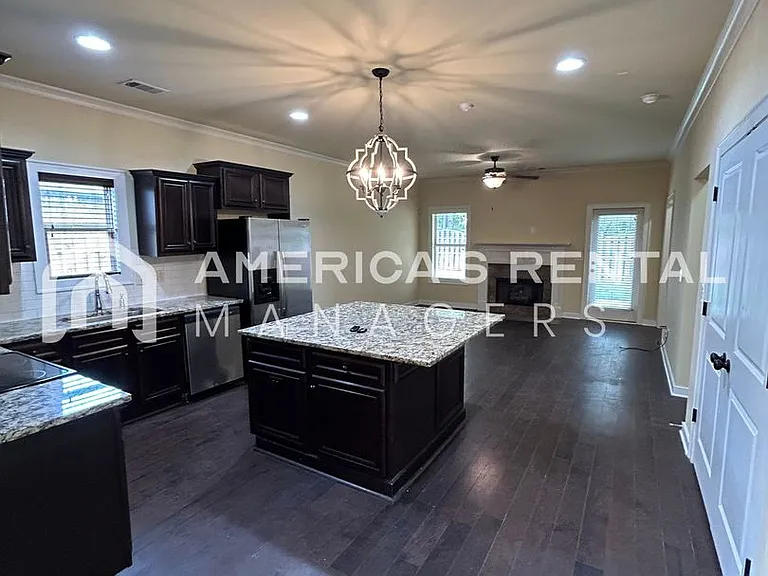 3651 Chalybe Cv — Photo 12