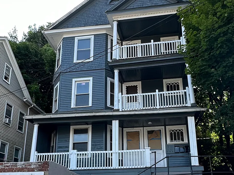 27 Poplar St #1