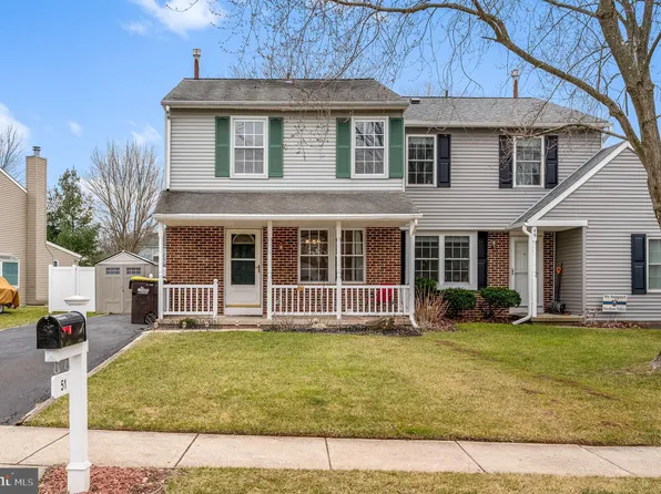 51 Wynmere Dr, Horsham, PA 19044