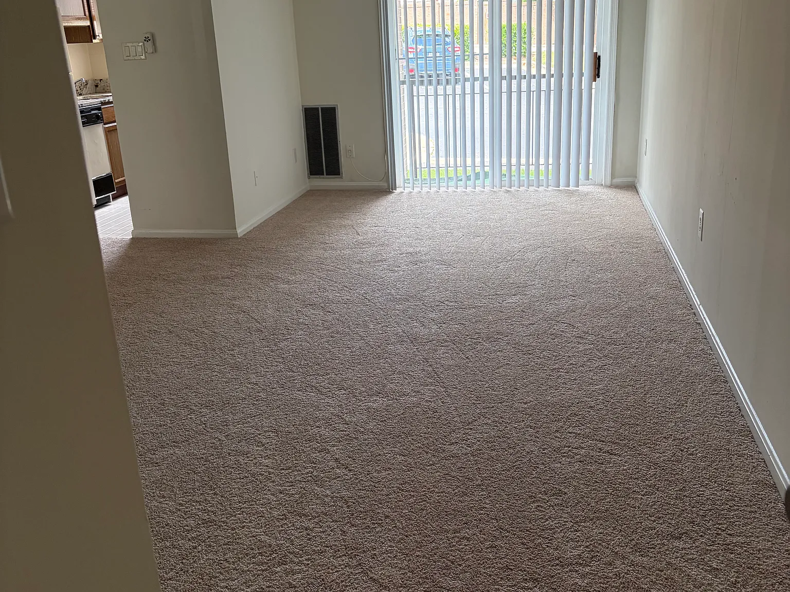 1 bed, 600 sqft, $1,600 — Photo 2