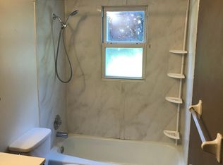 1516 Clearbrook Rd NW, Massillon, OH 44646