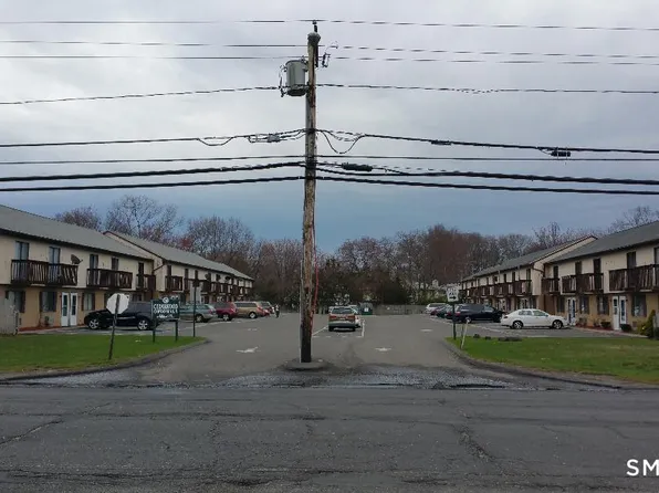 1462 Meriden Rd APT 7, Waterbury, CT 06705