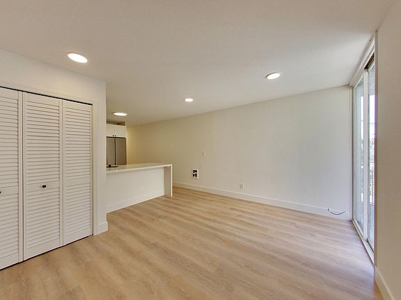 4th image of 940 Guerrero St #5